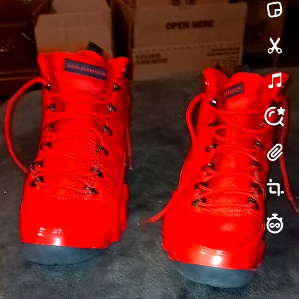 Red jordans men's size 10 never worn